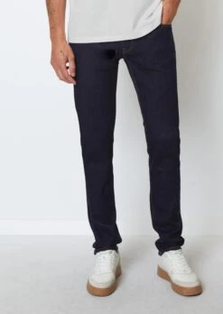 Marc O'Polo SJÖBO Slim Fit Jeans Made From An Organic Cotton Blend 14 Marc O'Polo SJÖBO Slim Fit Jeans Made From An Organic Cotton Blend -FashionLust Verkaufs-Shop 04f4304a47fb299c9de2ecd632a2b11f