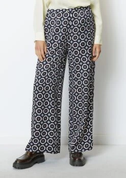 Marc O'Polo Printed Wide Leg Pants Made From Viscose Twill -FashionLust Verkaufs-Shop 153084eee422391db6b1acde257a0d9a