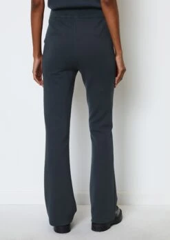 Marc O'Polo Flared Jersey Slim Trousers In A Soft Interlock Fabric -FashionLust Verkaufs-Shop 18a6d3448fd4794fabb25e29f4b1a9a4