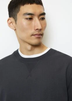 Marc O'Polo Relaxed Long Sleeve Top In Extra-heavy Jersey Fabric -FashionLust Verkaufs-Shop 1c4765d8776a3f6faa89d1155702188f