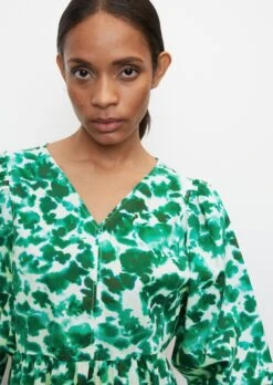 Marc O'Polo Short V-neck Dress With Voluminous Sleeves Made Of An Organic Cotton/lyocell Blend -FashionLust Verkaufs-Shop 22a3abff9e66da96885650a1d5465ab4
