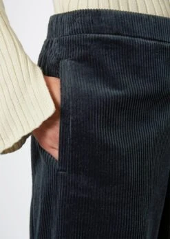 Marc O'Polo Corduroy Trousers Straight With A Partially Elasticated Waistband -FashionLust Verkaufs-Shop 2414ca5f35b5a884aea2d967249257ed