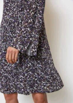 Marc O'Polo Bell Cut Dress In A Cupro/viscose Blend -FashionLust Verkaufs-Shop 24a11fa31664e69176e4fbce435cf894
