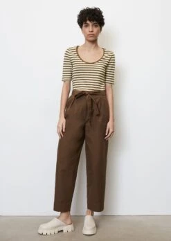 Marc O'Polo Striped T-shirt With A Deep Round Neckline, Regular Fit Made Of Organic Cotton -FashionLust Verkaufs-Shop 28cd43e470a1ca447ee8272aef25ce2c