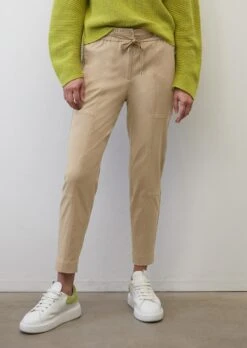 Marc O'Polo LONTTA Tapered Travel Trousers Made Of Tencel™ Lyocell -FashionLust Verkaufs-Shop 3028b3223b09738c0b7757613f14fab2