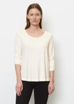 Marc O'Polo Elegant Jersey Long Sleeve Top In A Relaxed Fit From LENZING™ ECOVERO™ -FashionLust Verkaufs-Shop 30d77944f603348c6a37a26f9fa7fbf6