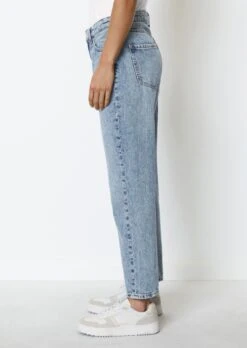 Marc O'Polo LINDE Straight Mid Waist Cropped Jeans Finished In Rigid Denim Made Of Pure Cotton -FashionLust Verkaufs-Shop 392ee242c4853a323320b18aa505ec86