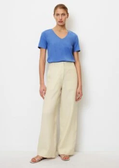 Marc O'Polo V-neck T-shirt In A Regular Fit Made Of Lightweight Single Jersey -FashionLust Verkaufs-Shop 3c614e90fe9f12c443703ec06fdc7f80 1