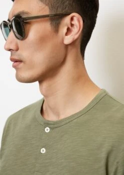 Marc O'Polo Serafino T-shirt Shaped In Soft Slub Jersey Fabric 15 Marc O'Polo Serafino T-shirt Shaped In Soft Slub Jersey Fabric -FashionLust Verkaufs-Shop 4782c172015a23c5439de3c97102b925