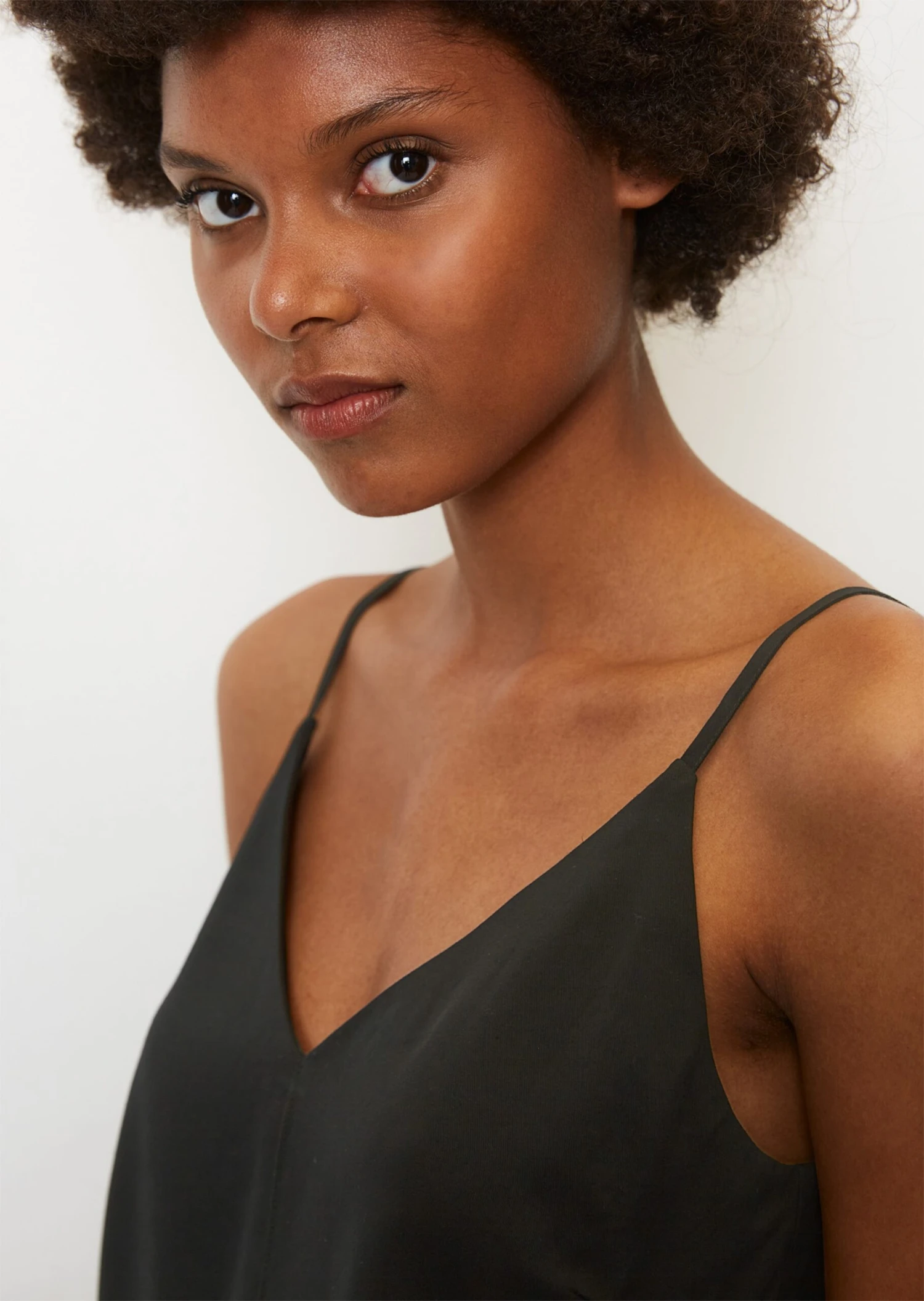 Marc O'Polo Elegant Slip Top Made From Viscose Twill 7 Marc O'Polo Elegant Slip Top Made From Viscose Twill – Bild 5