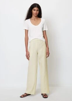 Marc O'Polo V-neck T-shirt In A Regular Fit In Organic Cotton Slub Jersey 14 Marc O'Polo V-neck T-shirt In A Regular Fit In Organic Cotton Slub Jersey -FashionLust Verkaufs-Shop 4c6fb8b986fadd9e9001c01d263cdf23