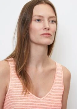 Marc O'Polo Striped Sleeveless Linen Top In A Shaped Fit Made Of High-quality Jersey 15 Marc O'Polo Striped Sleeveless Linen Top In A Shaped Fit Made Of High-quality Jersey -FashionLust Verkaufs-Shop 52b131025df50ef04b0a918620ae71ac