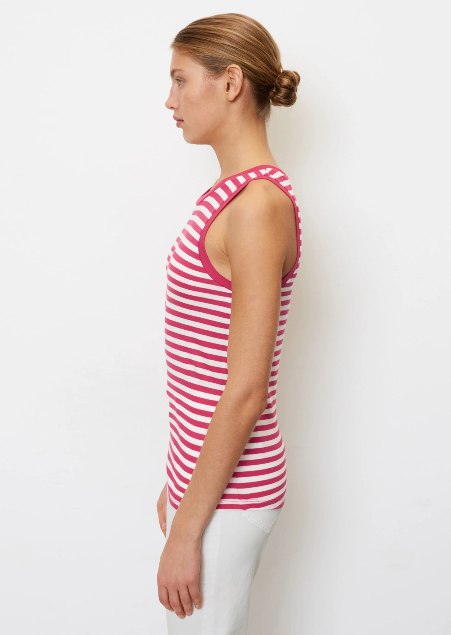 Marc O'Polo Striped Sleeveless Top In A Slim Fit Made Of Organic Cotton 8 Marc O'Polo Striped Sleeveless Top In A Slim Fit Made Of Organic Cotton – Bild 6