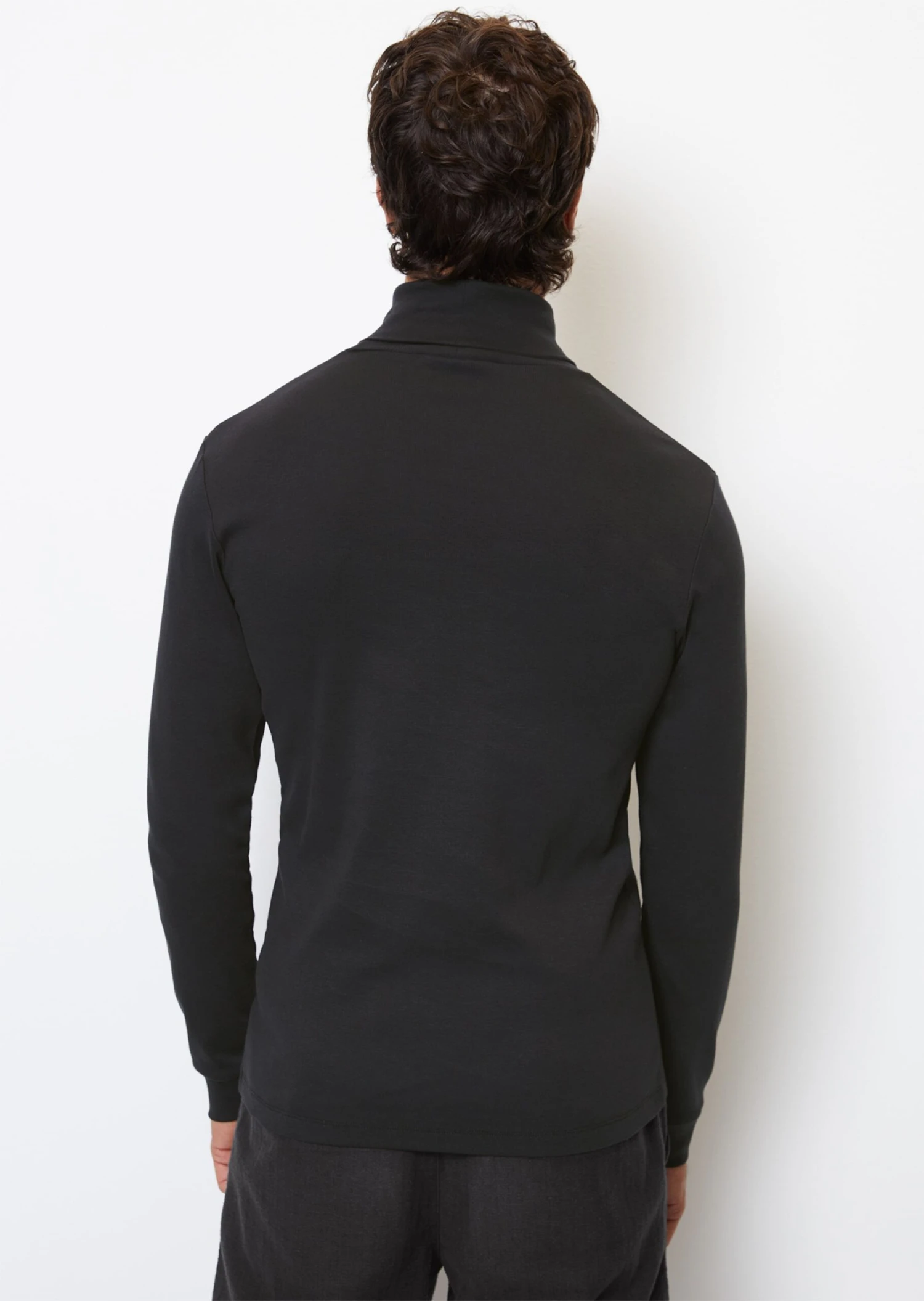 Marc O'Polo DfC Longsleeve Shaped With Turtleneck 5 Marc O'Polo DfC Longsleeve Shaped With Turtleneck – Bild 3