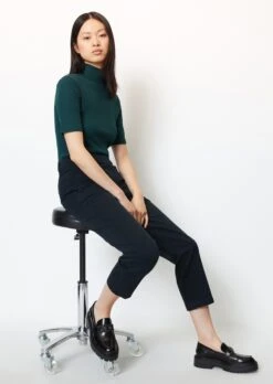 Marc O'Polo Ribbed Jersey T-shirt With High Stand-up Collar Made Of Organic Stretch Cotton Fabric -FashionLust Verkaufs-Shop 655b2e7a08e1647b2ee8764f9ae59bff 1