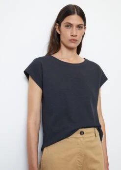 Marc O'Polo Waffle Jersey T-shirt In A Regular Fit From Organic Cotton Stretch -FashionLust Verkaufs-Shop 6d31ef01ce558037e508d83ef77e963a 1