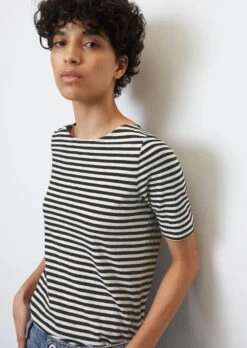Marc O'Polo Striped T-shirt In A Slim Fit Made Of Organic Cotton Jersey -FashionLust Verkaufs-Shop 6e53d358c0f7f7a691522e828587f324 1