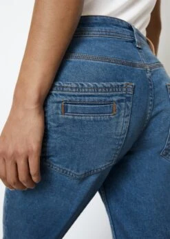 Marc O'Polo THEDA Boyfriend Cropped Jeans Made Of A Stretchy Organic Cotton Blend -FashionLust Verkaufs-Shop 6eb2b0547209308459985581a3e0c7ed