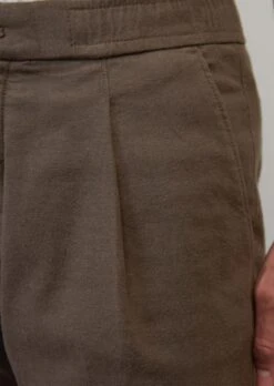 Marc O'Polo Pants Model OSBY Jogger Pleats Tapered Made From Organic Cotton Mix -FashionLust Verkaufs-Shop 6fbdf53d083f7fe0bc97bf0d7a4ed40a