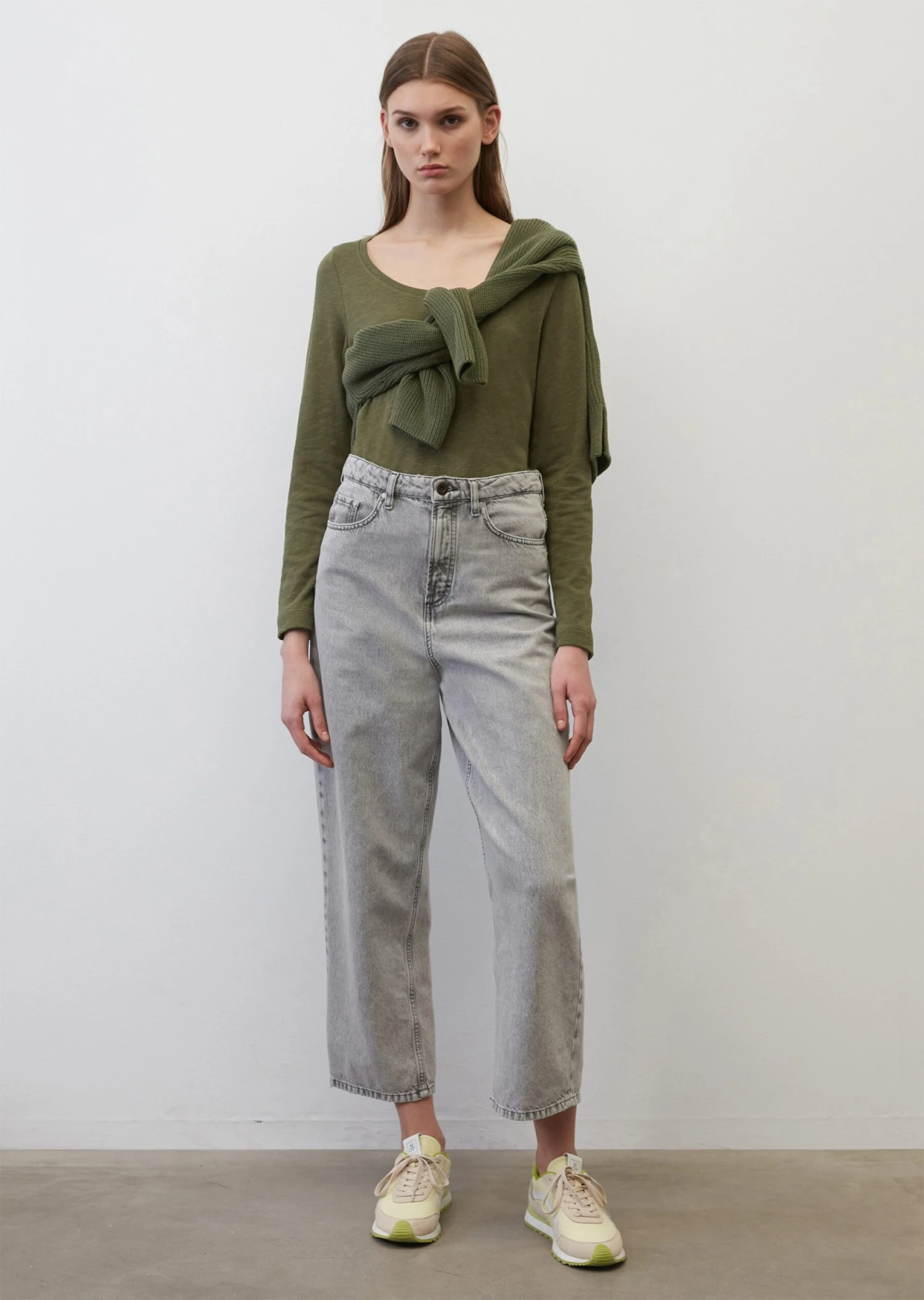 Marc O'Polo Heavy Slub Jersey Long Sleeve Top In A Loose Fit Made Of Organic Cotton 3 Marc O'Polo Heavy Slub Jersey Long Sleeve Top In A Loose Fit Made Of Organic Cotton