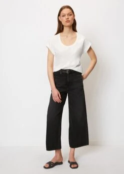 Marc O'Polo T-shirt With Cut-on Sleeves Made Of Lightweight Single Jersey 14 Marc O'Polo T-shirt With Cut-on Sleeves Made Of Lightweight Single Jersey -FashionLust Verkaufs-Shop 714f1f25fe84273bc143e1047caef59d