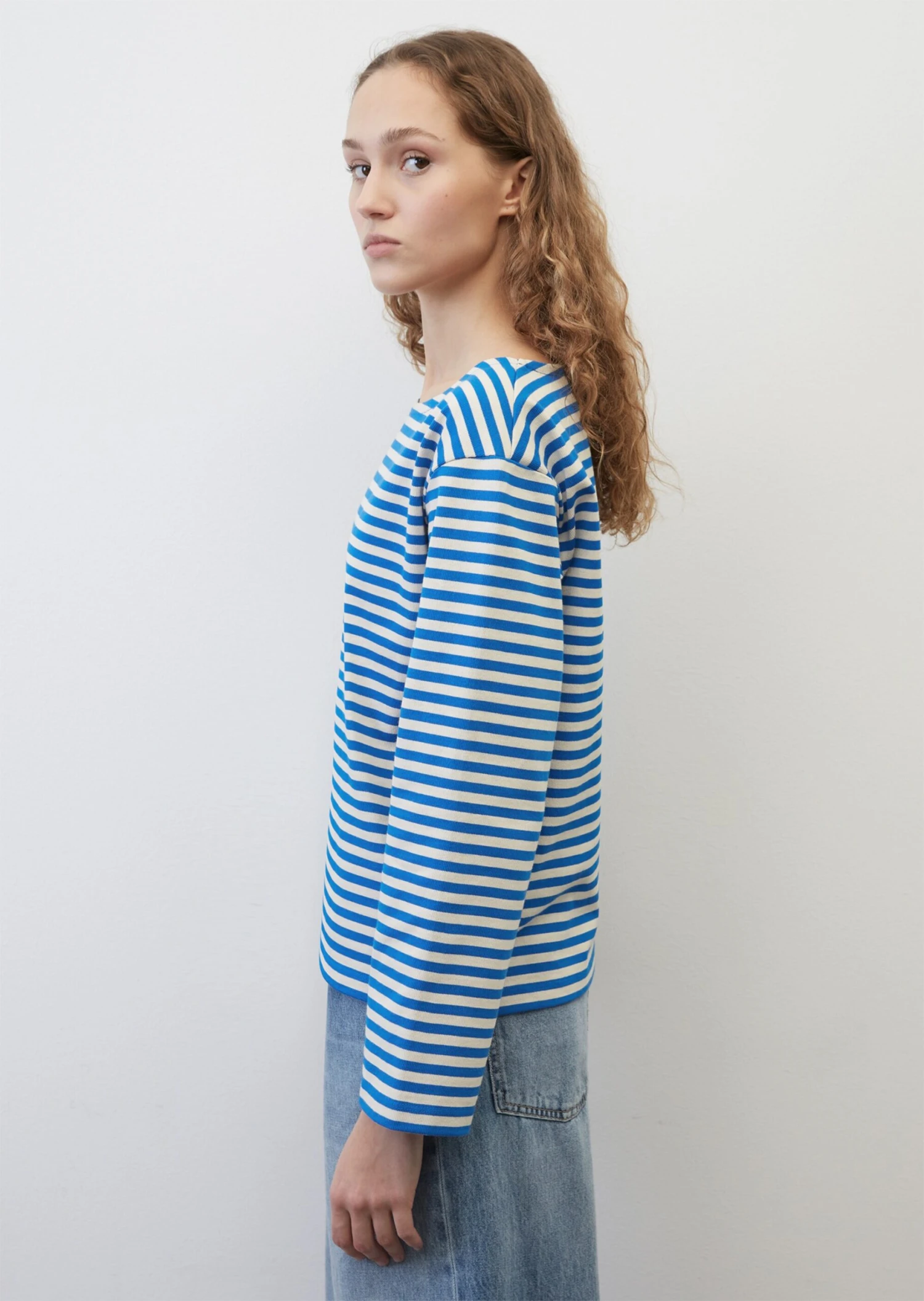 Marc O'Polo Striped Heavy Jersey T-Shirt In A Loose Fit Made Of Organic Cotton 8 Marc O'Polo Striped Heavy Jersey T-Shirt In A Loose Fit Made Of Organic Cotton – Bild 6