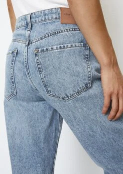 Marc O'Polo LINDE Straight Mid Waist Cropped Jeans Finished In Rigid Denim Made Of Pure Cotton -FashionLust Verkaufs-Shop 7a5400b2c0b4398c9896c5923fb1f826