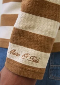 Marc O'Polo Relaxed Long Sleeve Top With A Fine Waffle Texture -FashionLust Verkaufs-Shop 7c602f48eb0a90173504a171f1199f91