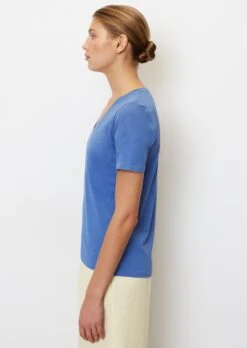 Marc O'Polo V-neck T-shirt In A Regular Fit Made Of Lightweight Single Jersey -FashionLust Verkaufs-Shop 83e34c01b2537f6f412e1235f718218f
