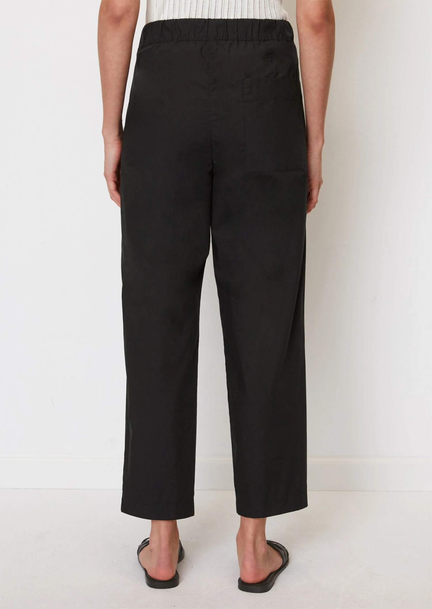 Marc O'Polo Trousers In A Tracksuit Bottoms Style Made Of Paper Touch Poplin 5 Marc O'Polo Trousers In A Tracksuit Bottoms Style Made Of Paper Touch Poplin – Bild 3
