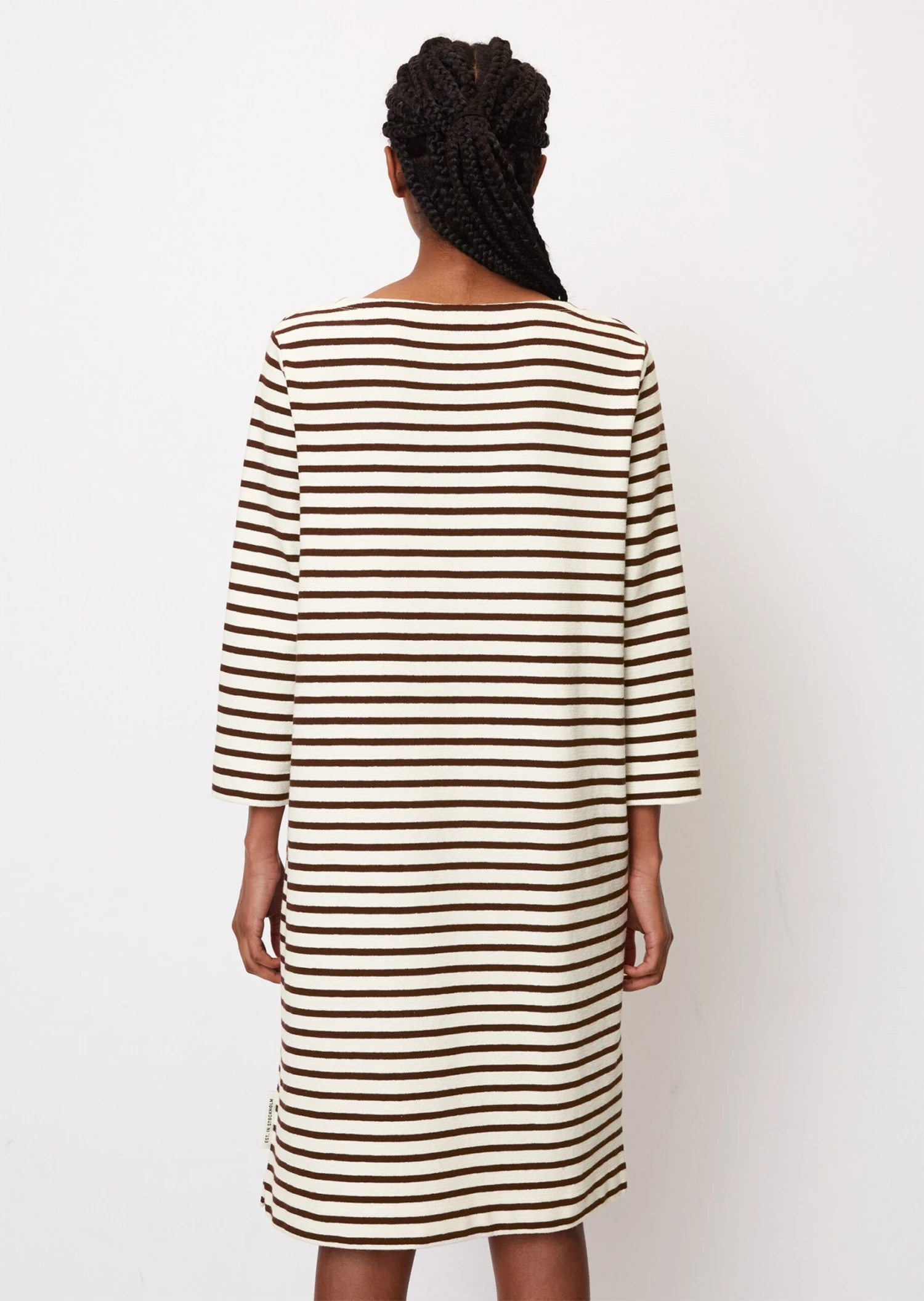Marc O'Polo Striped Jersey Dress In A Loose Fit Made Of Organic Cotton 5 Marc O'Polo Striped Jersey Dress In A Loose Fit Made Of Organic Cotton – Bild 3