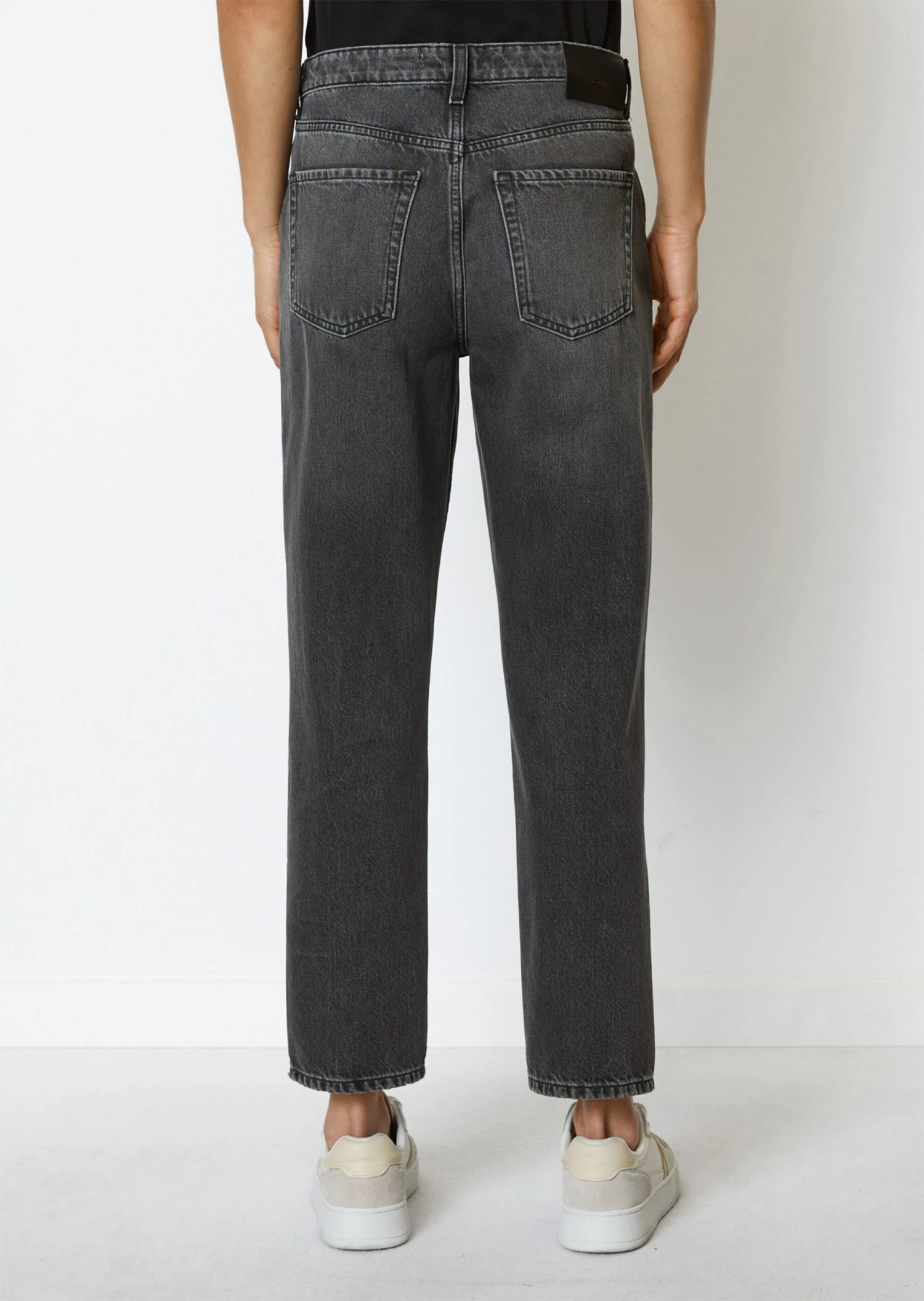 Marc O'Polo LINDE Straight Jeans In A High-waisted, Cropped Fit Made Of Pure Organic Cotton 5 Marc O'Polo LINDE Straight Jeans In A High-waisted, Cropped Fit Made Of Pure Organic Cotton – Bild 3