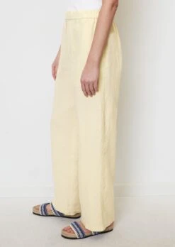 Marc O'Polo Wide Linen Trousers With A Partially Elasticated Waistband -FashionLust Verkaufs-Shop a3520548a7f4233bd064ddb61921cf99