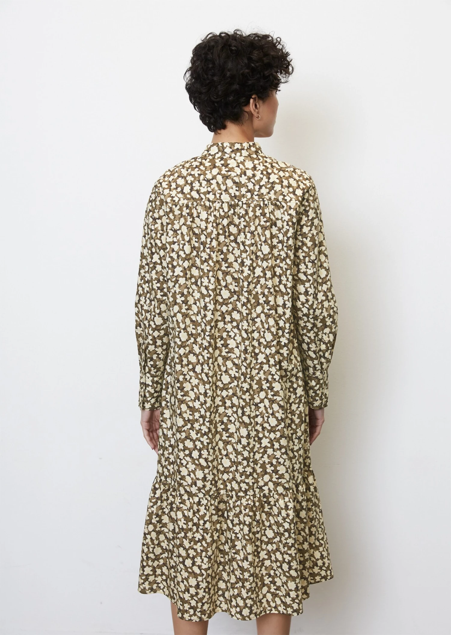 Marc O'Polo Voluminous Dress With Gathered Details Made Of An Organic Cotton/lyocell Blend 5 Marc O'Polo Voluminous Dress With Gathered Details Made Of An Organic Cotton/lyocell Blend – Bild 3