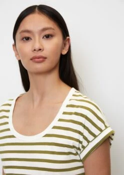 Marc O'Polo Striped T-shirt With Cut-on Sleeves Made Of Lightweight Single Jersey -FashionLust Verkaufs-Shop ae0d468a0bbf923dba427d95ab5f7fcb