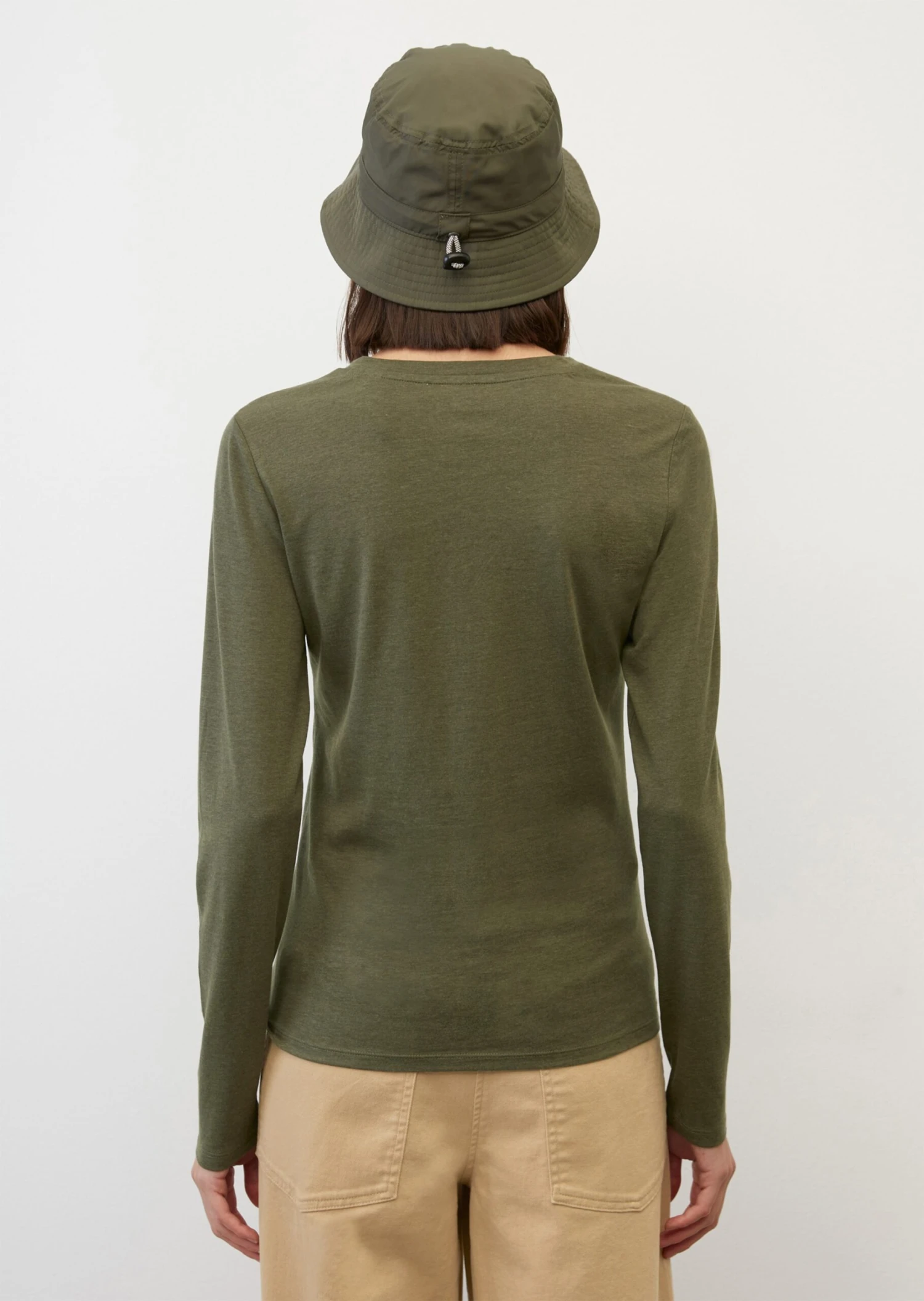 Marc O'Polo Long Sleeve Top With A Round Neckline, Regular Fit Made Of An Organic Cotton And Cupro Blend 5 Marc O'Polo Long Sleeve Top With A Round Neckline, Regular Fit Made Of An Organic Cotton And Cupro Blend – Bild 3