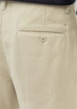 Marc O'Polo Belsbo Pleats Relaxed Corduroy Trousers Made From Pure Organic Cotton -FashionLust Verkaufs-Shop b2c562aa4696ad41687394c6951b5c96