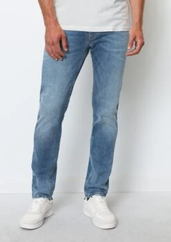 Marc O'Polo SJÖBO Slim Fit Jeans With A Casual Crosshatch Denim Texture -FashionLust Verkaufs-Shop b3d662970fc4f5172bad9d0f4e2eb637