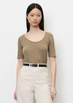 Marc O'Polo Basic T-shirt In A Straight Fit Made Of Slub Jersey 14 Marc O'Polo Basic T-shirt In A Straight Fit Made Of Slub Jersey -FashionLust Verkaufs-Shop b6653a23ffe551dc2bde20c6962aa89a