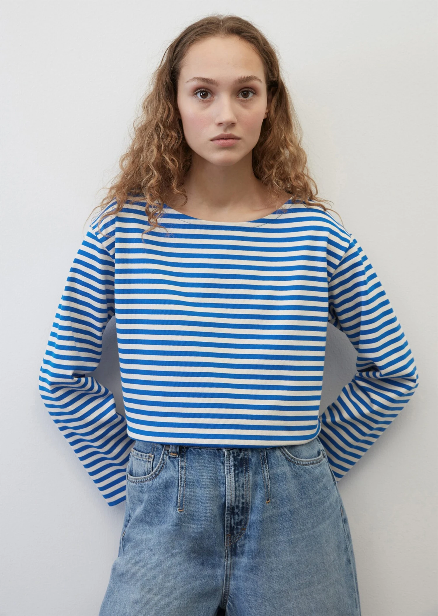 Marc O'Polo Striped Heavy Jersey T-Shirt In A Loose Fit Made Of Organic Cotton 3 Marc O'Polo Striped Heavy Jersey T-Shirt In A Loose Fit Made Of Organic Cotton