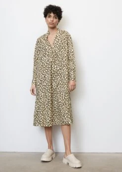 Marc O'Polo Voluminous Dress With Gathered Details Made Of An Organic Cotton/lyocell Blend 14 Marc O'Polo Voluminous Dress With Gathered Details Made Of An Organic Cotton/lyocell Blend -FashionLust Verkaufs-Shop c20d1e0c21e7a48697abe18f6f9c3e96