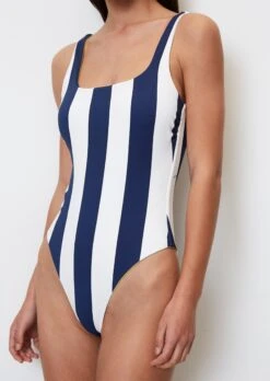 Marc O'Polo Reversible Swimsuit In A Striped Pattern 12 Marc O'Polo Reversible Swimsuit In A Striped Pattern -FashionLust Verkaufs-Shop c28e8267e8bb515af233b587a4e63bb1