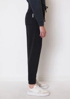 Marc O'Polo Tracksuit Bottoms In A Regular Fit Made Of Pure Organic Cotton -FashionLust Verkaufs-Shop c49966c5233ebb71782470c5d0aa6732