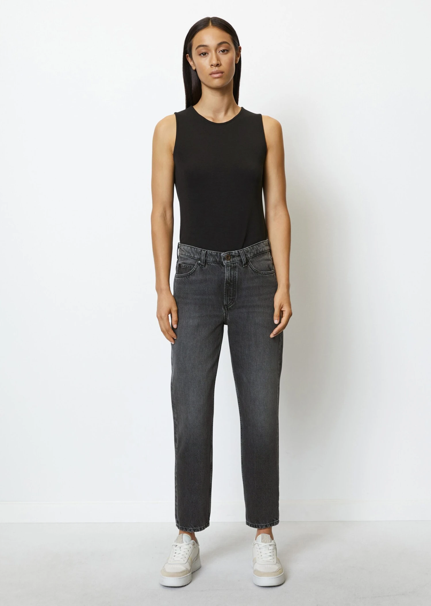 Marc O'Polo LINDE Straight Jeans In A High-waisted, Cropped Fit Made Of Pure Organic Cotton 3 Marc O'Polo LINDE Straight Jeans In A High-waisted, Cropped Fit Made Of Pure Organic Cotton