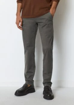 Marc O'Polo STIG Shaped Chinos Made From Organic Cotton Mix -FashionLust Verkaufs-Shop cd0a7b9b90843722fa0a64a266cd4b3b