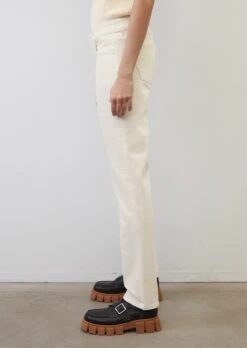 Marc O'Polo ALBY Straight Mid Waist Jeans Made Of A Stretchy Organic Cotton Blend 16 Marc O'Polo ALBY Straight Mid Waist Jeans Made Of A Stretchy Organic Cotton Blend -FashionLust Verkaufs-Shop d43d7b4190c83e10df464a54325af729