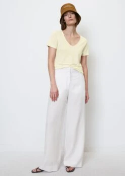 Marc O'Polo Linen V-neck T-shirt In A Regular Fit Made Of High-quality Jersey Fabric -FashionLust Verkaufs-Shop e71a8382eb92cd5de229b3d8c50798d7