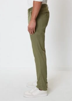 Marc O'Polo STIG Shaped Chinos In A Cotton Blend -FashionLust Verkaufs-Shop ed0e315f3f5097bdc2f768c231cf08d0