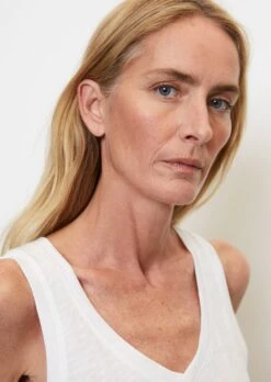 Marc O'Polo V-neck Top Regular In Organic Cotton Slub Jersey -FashionLust Verkaufs-Shop ee17519c02d20e40deac685483522f55