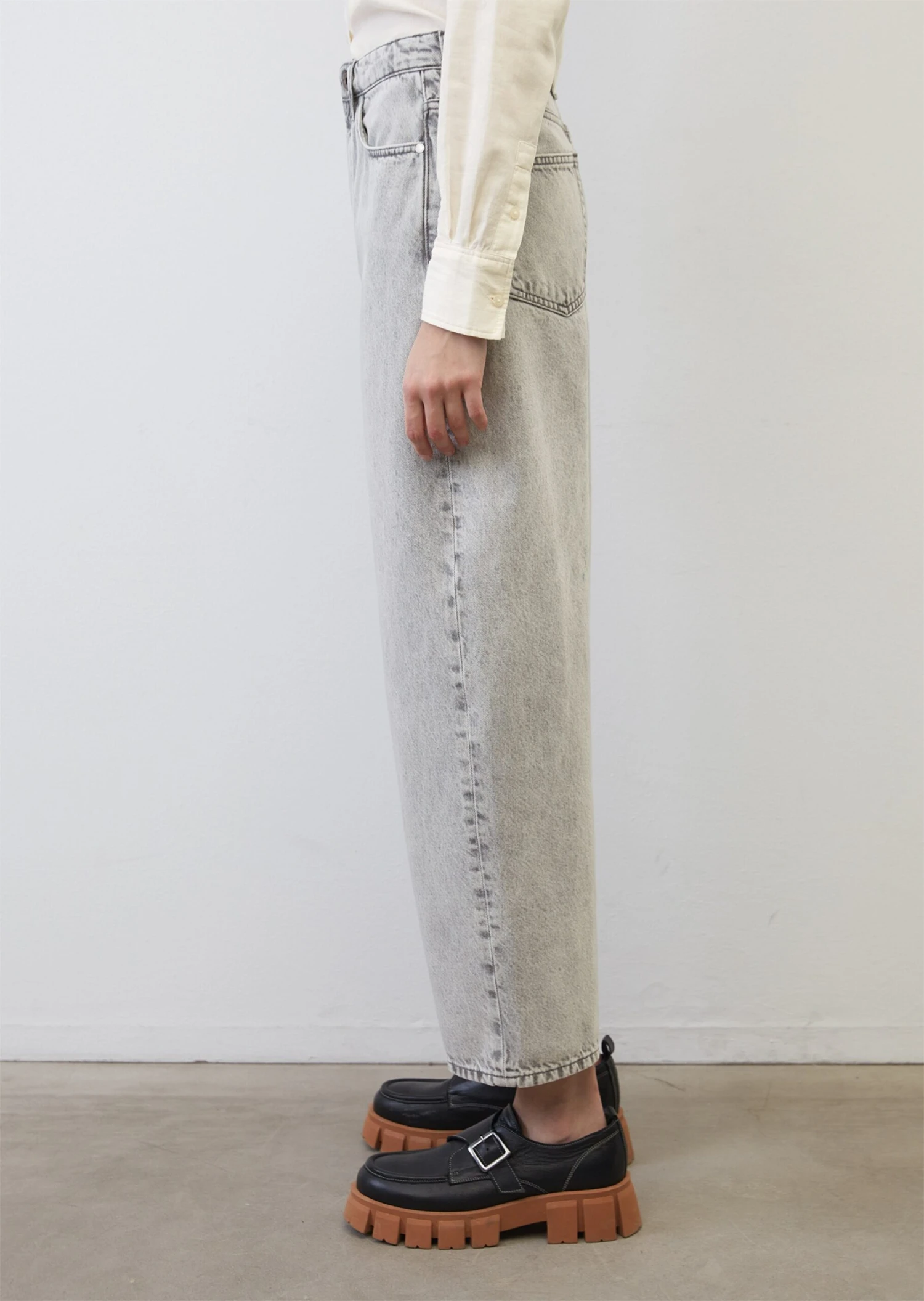 Marc O'Polo FEPPLA Cropped Barrel Jeans Made Of Pure Organic Cotton 8 Marc O'Polo FEPPLA Cropped Barrel Jeans Made Of Pure Organic Cotton – Bild 6